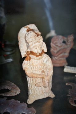 figurita del museo de santa barbara